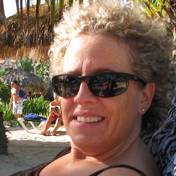 Meet your Posher, Ann - Picture 1 of 1